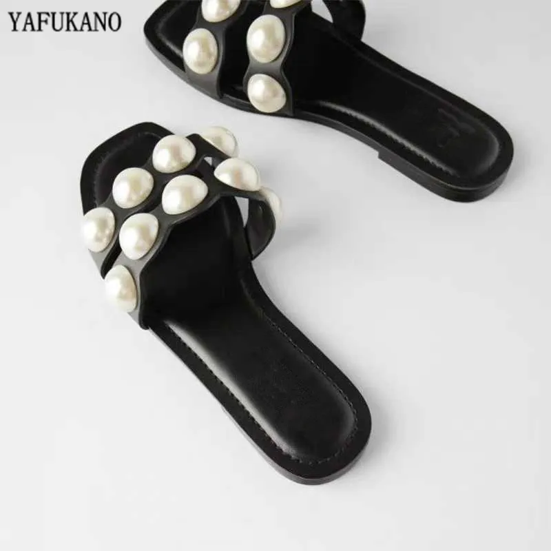 Женские шлепанцы с жемчугом летние повседневные на плоской подошве пляжные