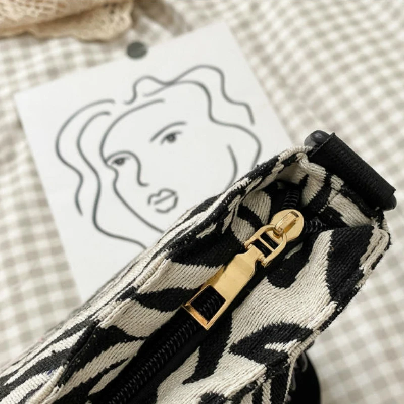 

Shoulder Bags Crossbody Casual Tote Large Capacity Zebra Print Chains Handbags Vintage Korean Style Ulzzang Simple Fashion Chic