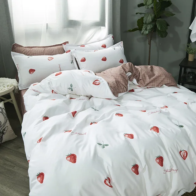 

4pcs Bedding Set Pink Strawberry Fashion Bed Sheets Queen Size Luxury Bedding Set bed Sheet Sets Duvet Cover Set King Size