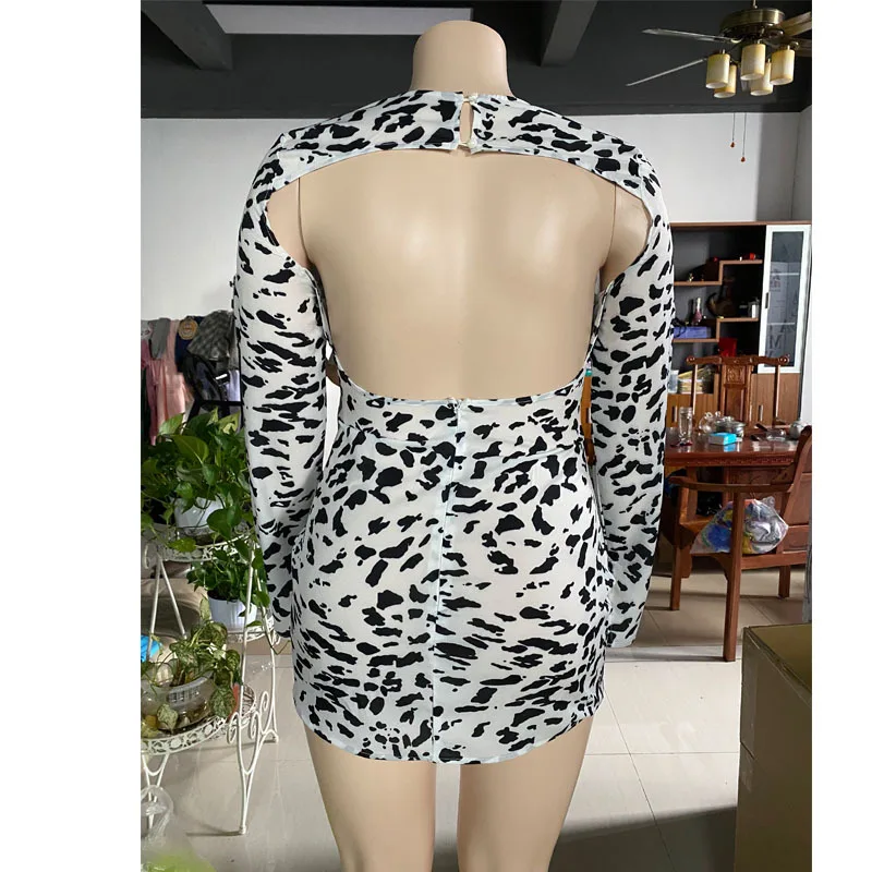 

DSMTRC Sexy Party Dress With Leopard Print Women Plus Size Square Collar Long Flared Sleeve Backless Bodycon Mini Dresses