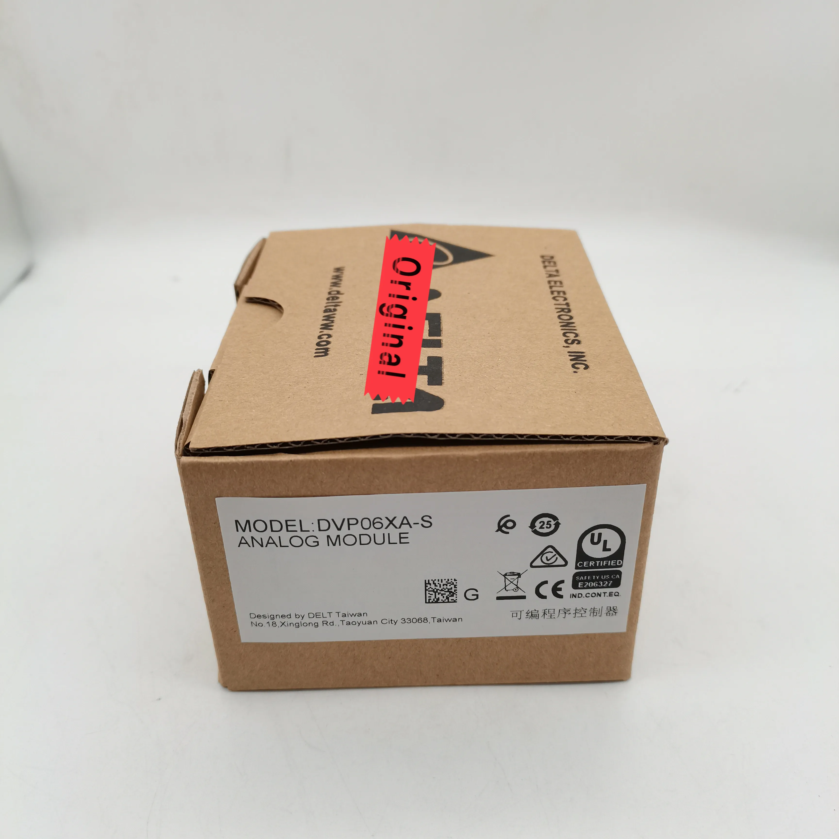 Новый DVP12SE11R DVP12SE11T DVP12SS211S DVP12SA211R DVP12SA211T DVP16SP11R DVP14SS211T DVP14SS211R один год
