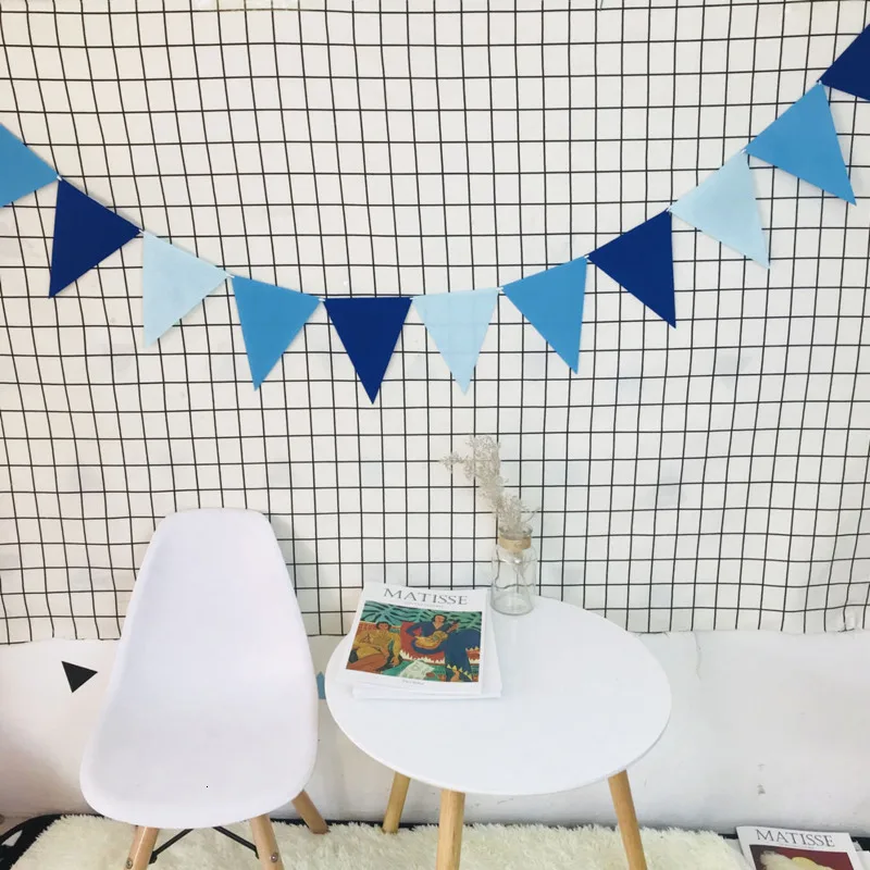 Треугольные разноцветные флаги декор для детской комнаты ручной работы