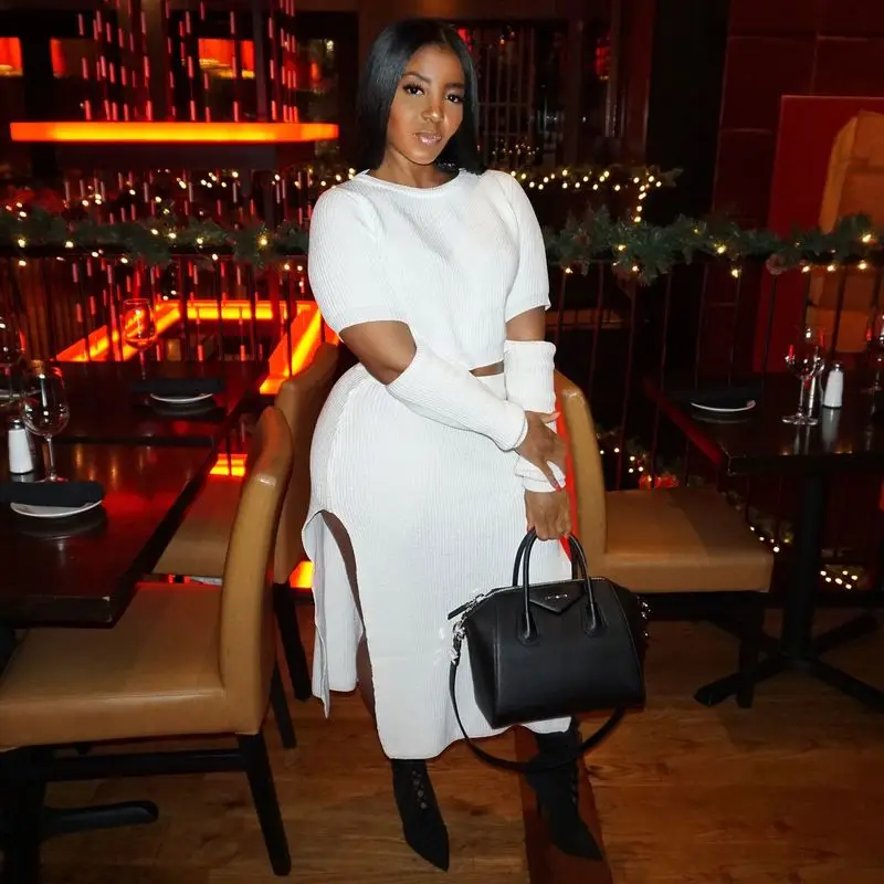 Женский трикотажный комплект из двух предметов в рубчик длинная юбка футболка