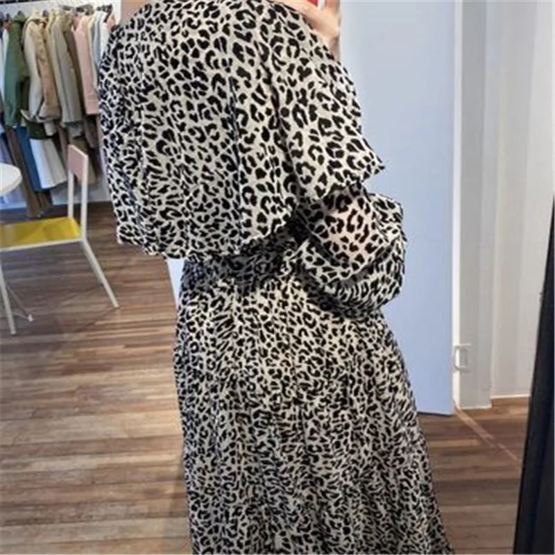 

Chic Korean Vintage Leopard Elegant Long Dress for Ladies Fashion Autumn Slim Dress 2020 Termperament Minimalist Elegant Dress