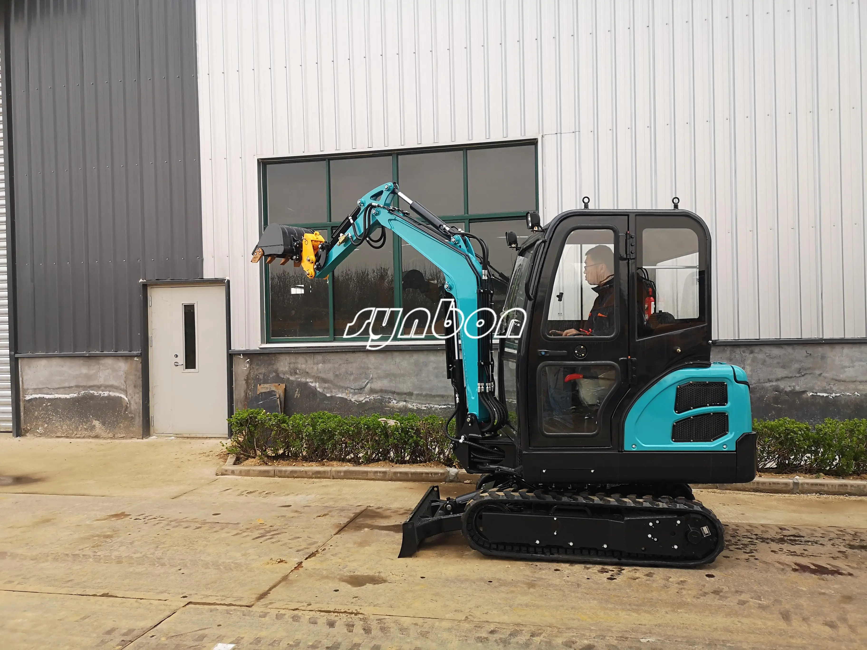 

Minimquina excavadora de orugas de cabina cerrada SYNBON, mquina de excavacin de 1,8 toneladas