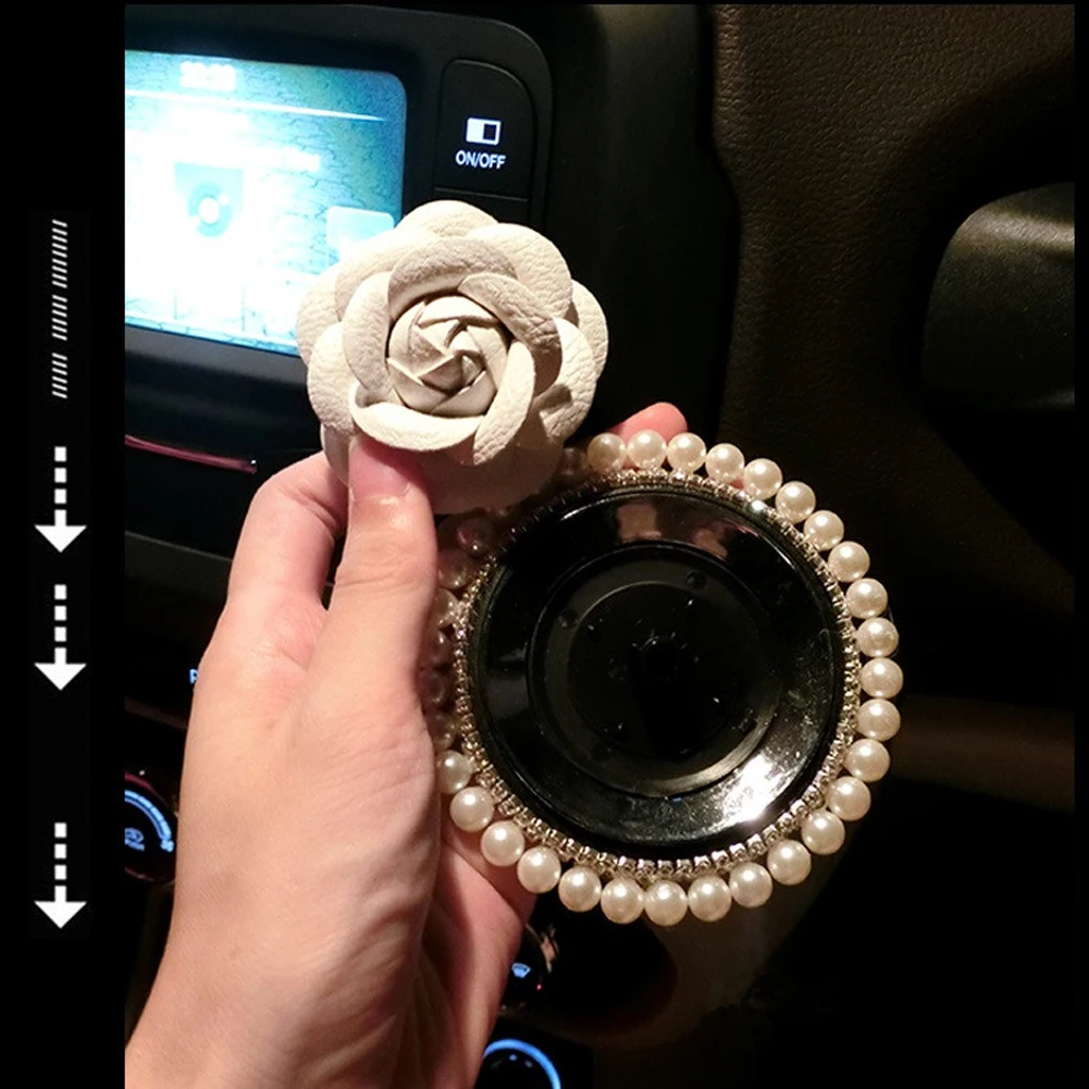 Красивое украшение для приборной панели автомобиля с жемчугом кожаное в форме