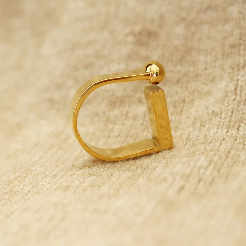 

New European and American simple brass gold-plated opening metal personality, simple ring female