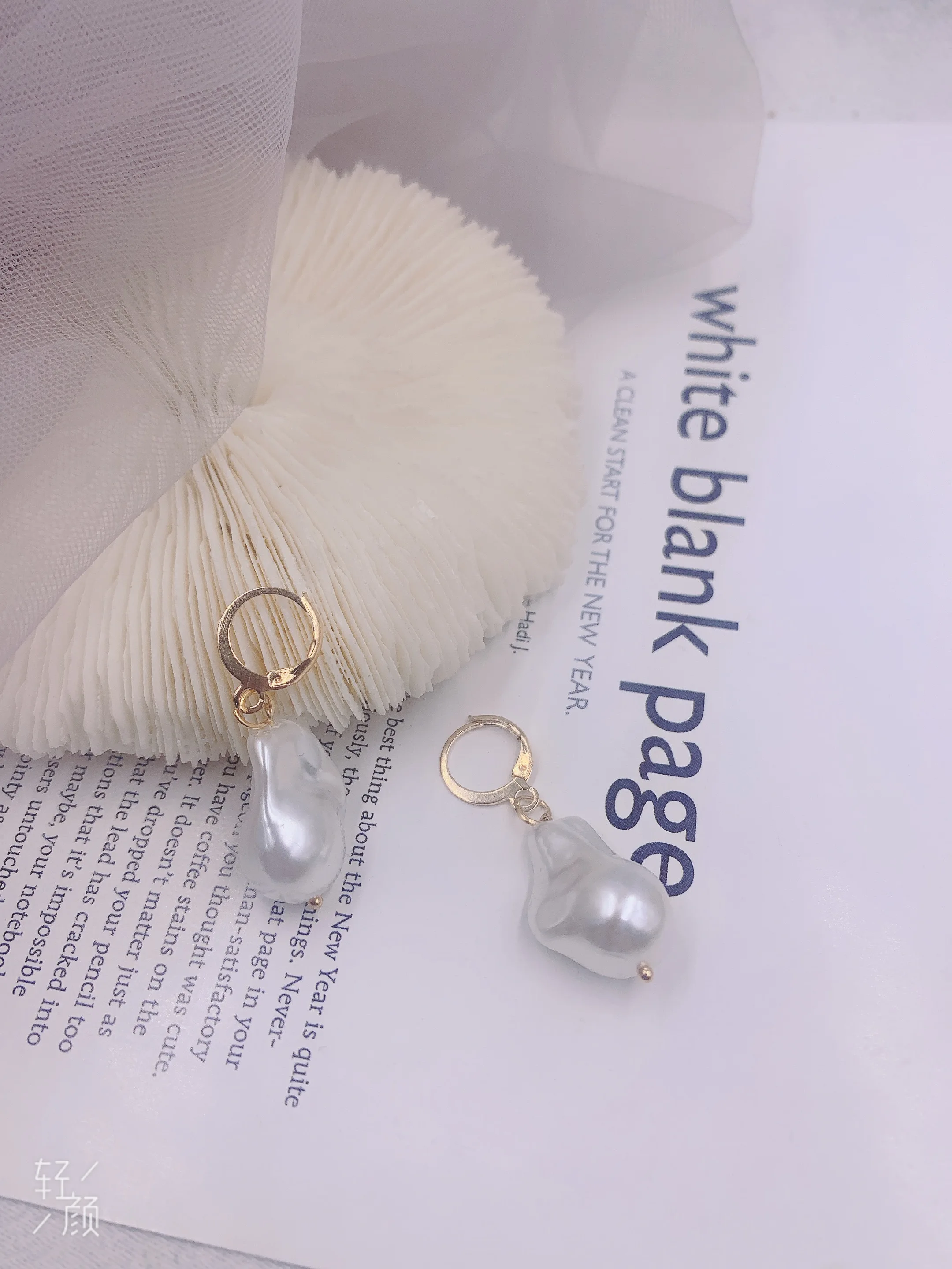 

2021 Fashion Simple Baroque Style Imitation Pearl Earrings For Girls Women Gift Lovely Jewelry