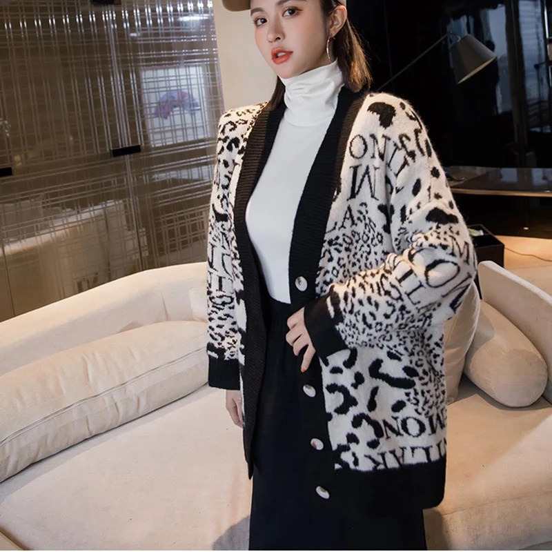 

2021 New Autumn Winter Knitted Leopard Sweaters Women Korean Thick Panelled Leopard Cardigan Coat Loose Striped Outwear Tops