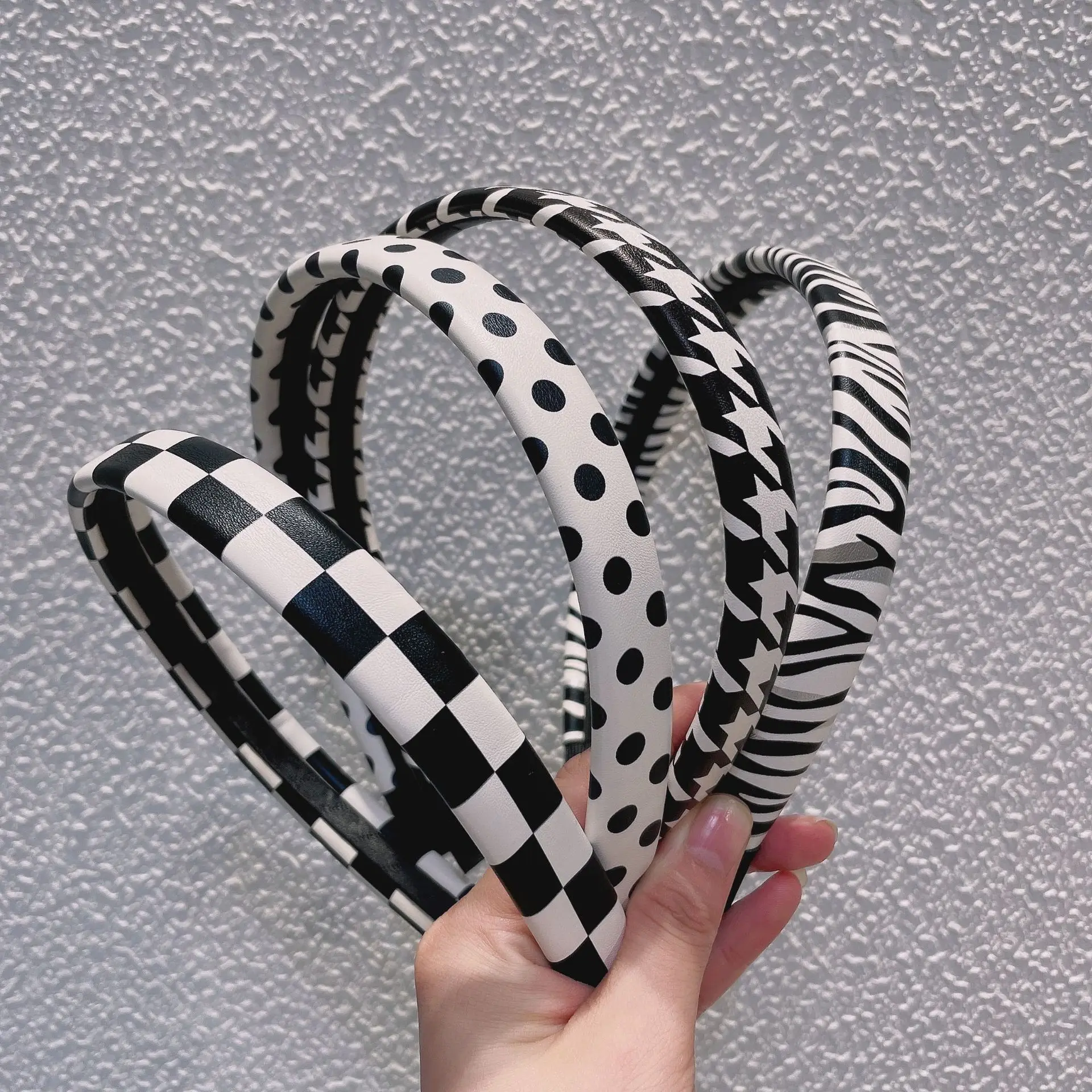 

Повязка для волос в клетку Женская, Модный классический ободок в черно-белую клетку, центральный головной убор для взрослых, аксессуары для ...