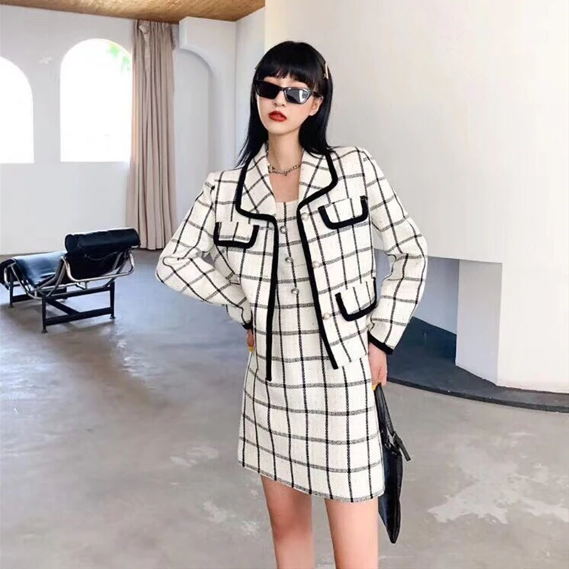 

The han edition small sweet wind brought the joker short paragraph plaid coat condole belt show two thin dress suit skirt waist