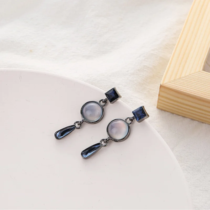 

2021 Trend Korea Fashion Summer Fall Ladies Vintage Earrings Stud Clip on Earrings Without Ear Hole Gift Earrings for Women