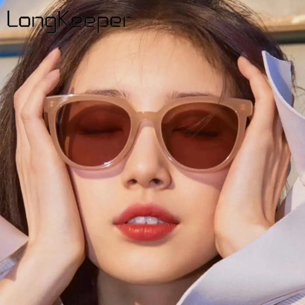 

LongKeeper Vintage Cat Eye Sunglasses Women Luxury Brand Designer Fashion Round Sun Glasses Ladies Black Tea Oculos De Sol