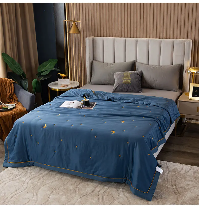 

Polyester summer quilt soft and cool quilted quilt 150x200cm 200x230cm suitable for 1.5m bed and 1.8m bed