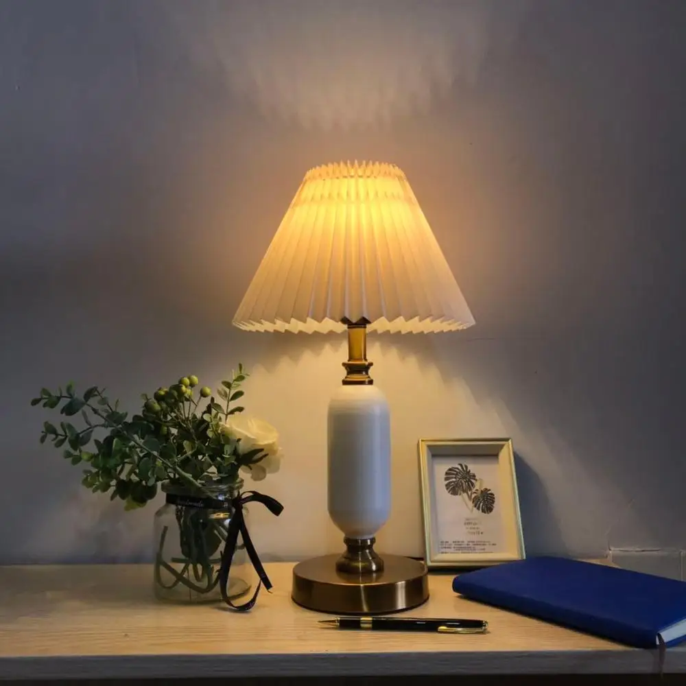 Современная Корейская Настольная лампа с медной основой 110-220 В домашнее