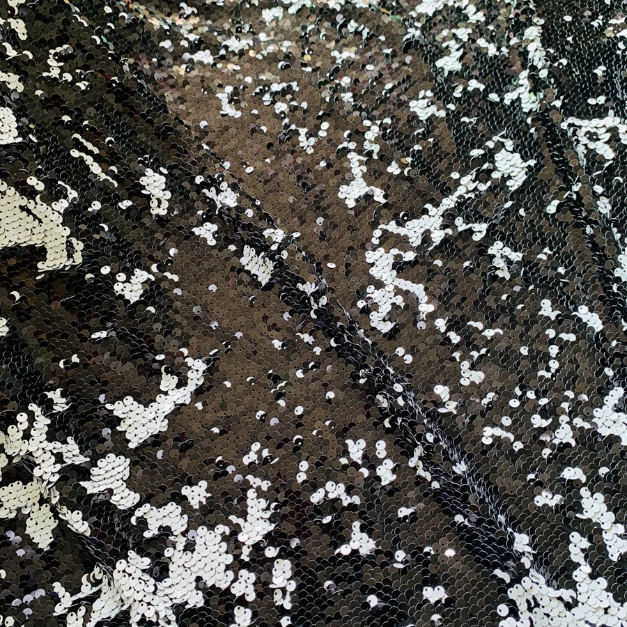 

Elastic Black & White Sequins Shiny Fabric Dress Sewing Material Stretch