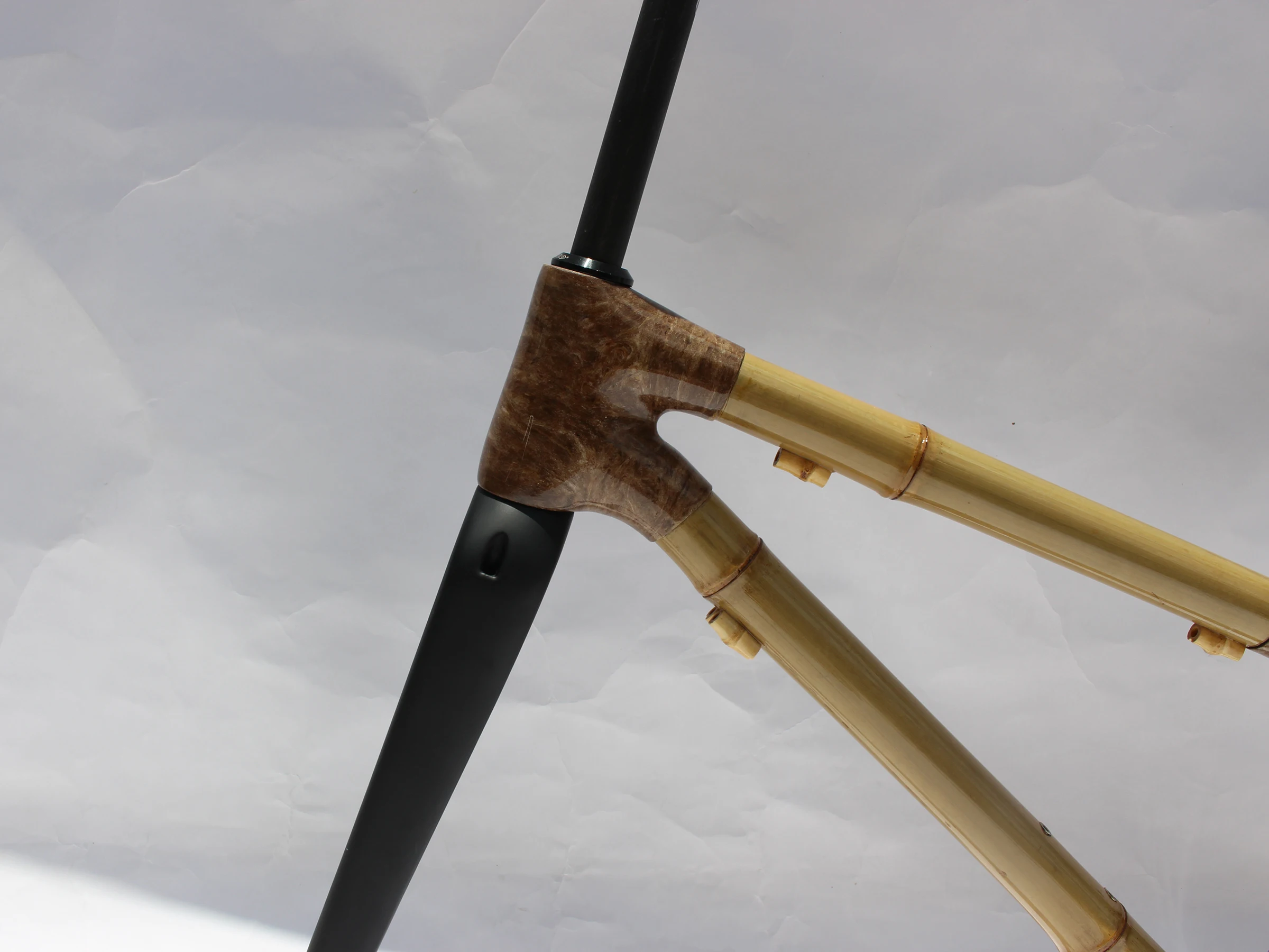 Распродажа! Бесплатная доставка! 2021 бамбуковая рама для велосипеда 700x35 ~ 42c | Спорт