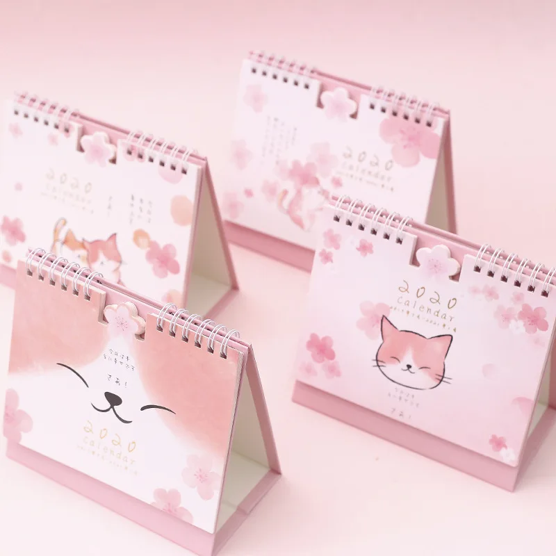2020 год прекрасная миловидная кошечка романтическая вишня цветы календарь
