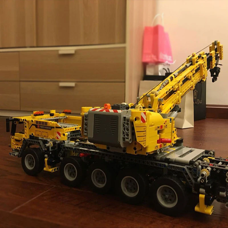 20004 2606 шт. моторная техника мощный мобильный кран модель Mk II строительные наборы