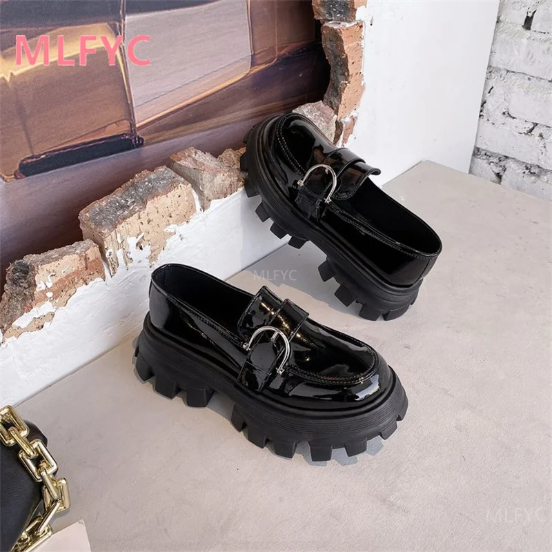 

New platform horsebit buckle patent leather one-step increased thick heel plus velvet small leather shoes women's loafers