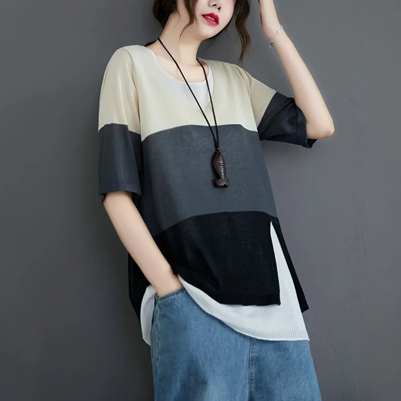 

Fake 2 Pieces Women Casual T-shirts New Arrival 2021 Summer Simple Style V-neck Patchwork Color Loose Female Tops Tees S3503