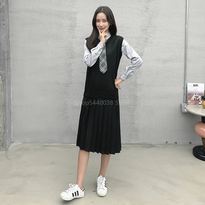 

Japanese Sailor JK Suit Junior High School Uniform Korean British Women Student Sweater Cardigan Shirt Pleated Skirt Stage Wear