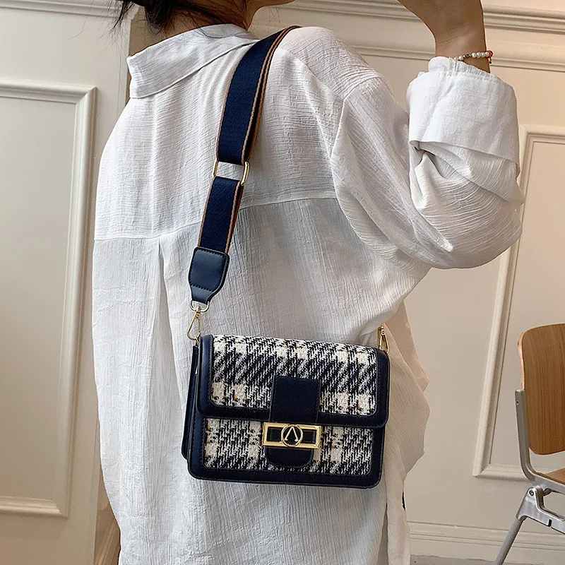 

New Trendy Canvas Plaid Wide Shoulder Strap Crossbody Bolsa Feminina