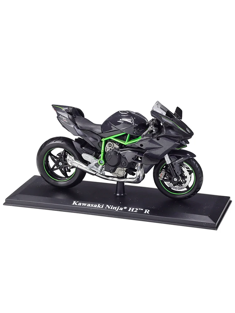 kawasaki ninja H2 2015 superbike motorcycle model new in display case scale 1:18 