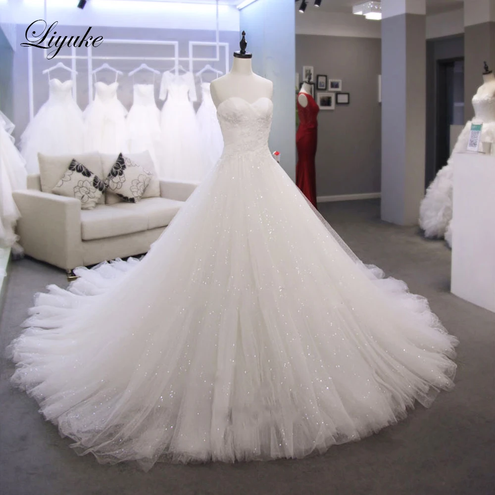 

Liyuke Marvelous Tulles Sweetheart Neckline Natural Waistline A-Line Wedding Dress Chapel Train Bride Dress Vestido De Noiva