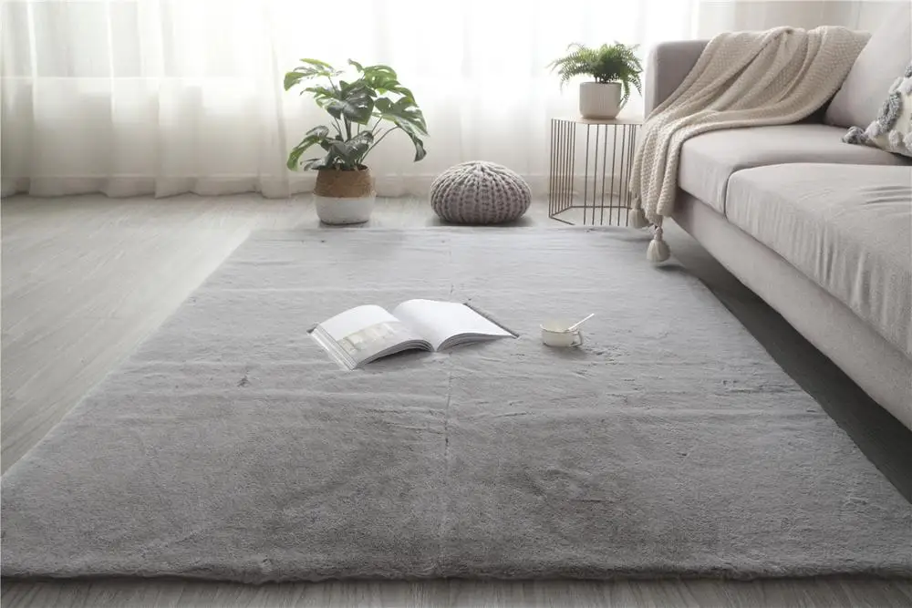 Супермягкий коврик из искусственного кроличьего меха нескользящий напольный