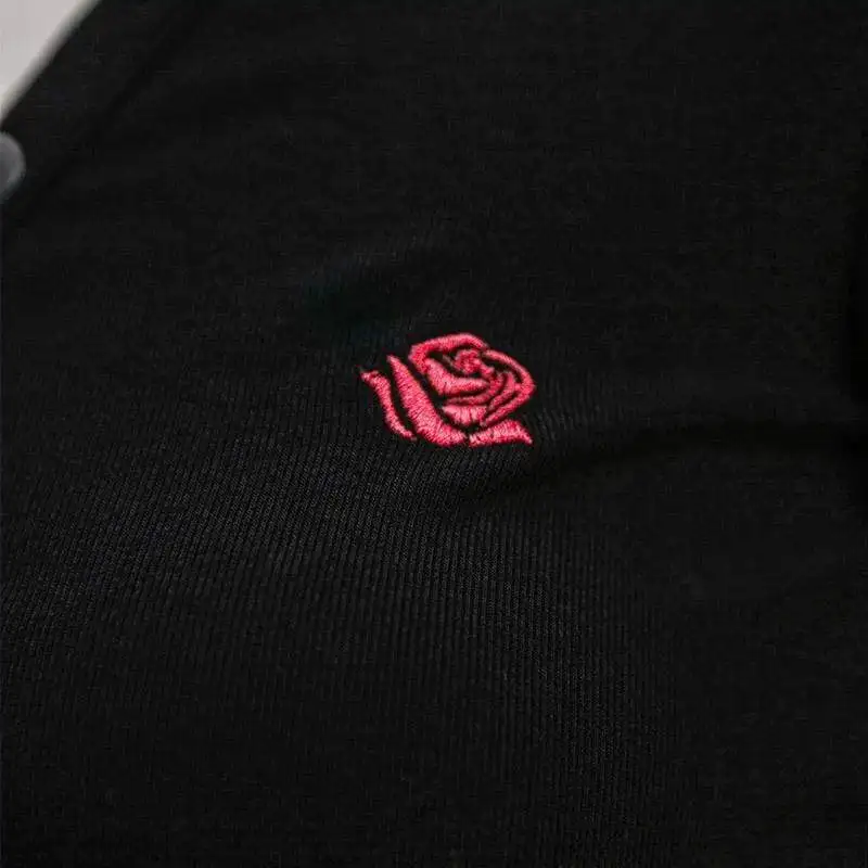 Женский кардиган на пуговицах в стиле панк с вышитыми розами и расклешенными