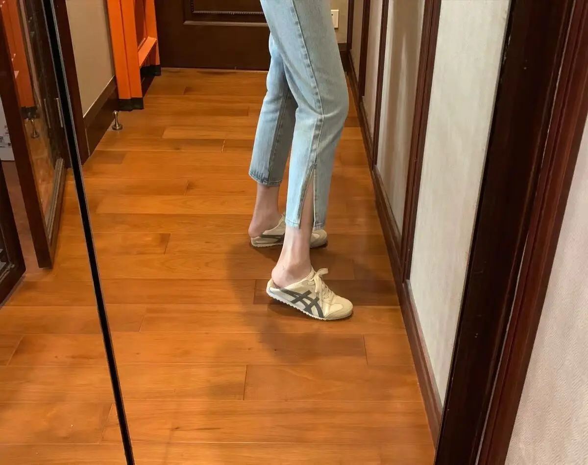 

Straight Jeans Pant Buttons Streetwear Vintage Female High-Waist DM001