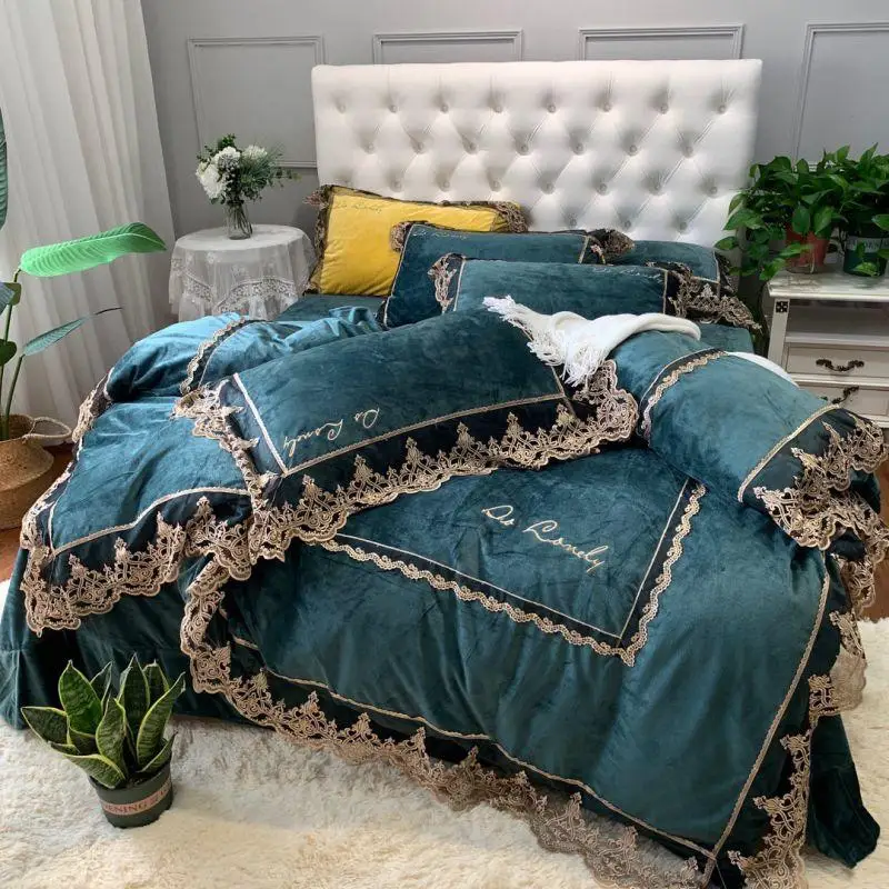 Комплект постельного белья с кружевной вышивкой роскошный бархатный комплект