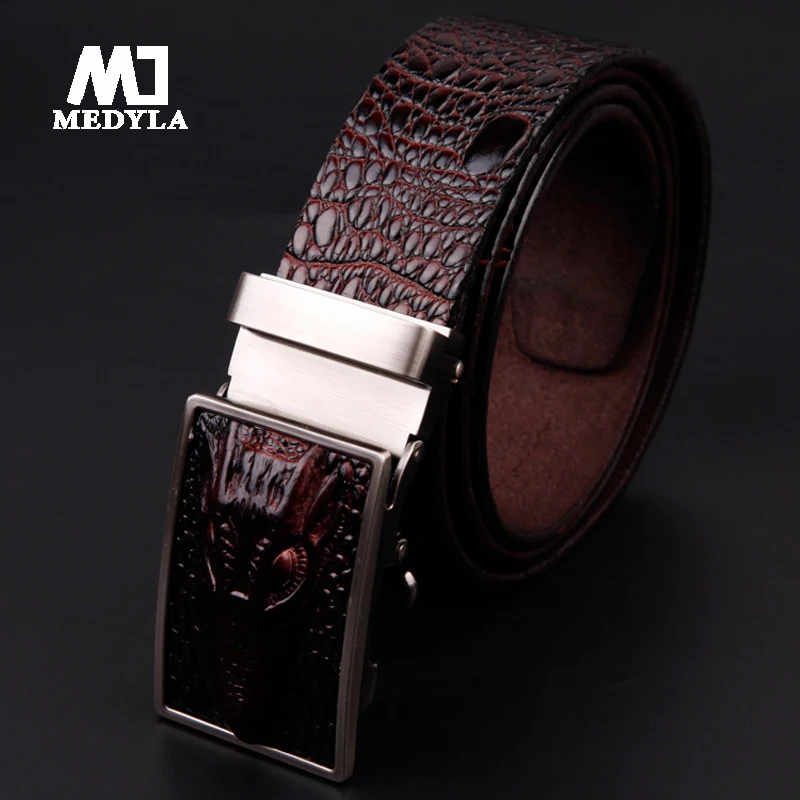 Мужской ремень с автоматической пряжкой MEDYLA кожаный в полоску изображением