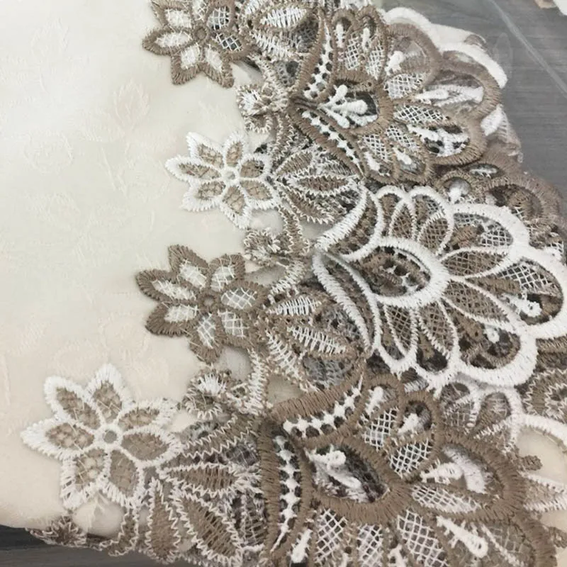 

Lace Tablecloth Durable Home Tablecloth Outdoor Decoration Desk Cloth Dustproof Cover for Storage Table Coffee Table Decoration