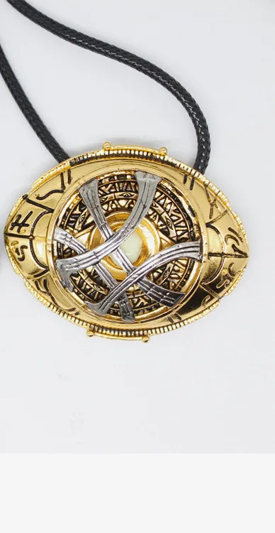 

Hot-selling accessories Doctor Strange Movie Eye of Ago Motor Necklace Luminous Pendant Wild Sweater Chain