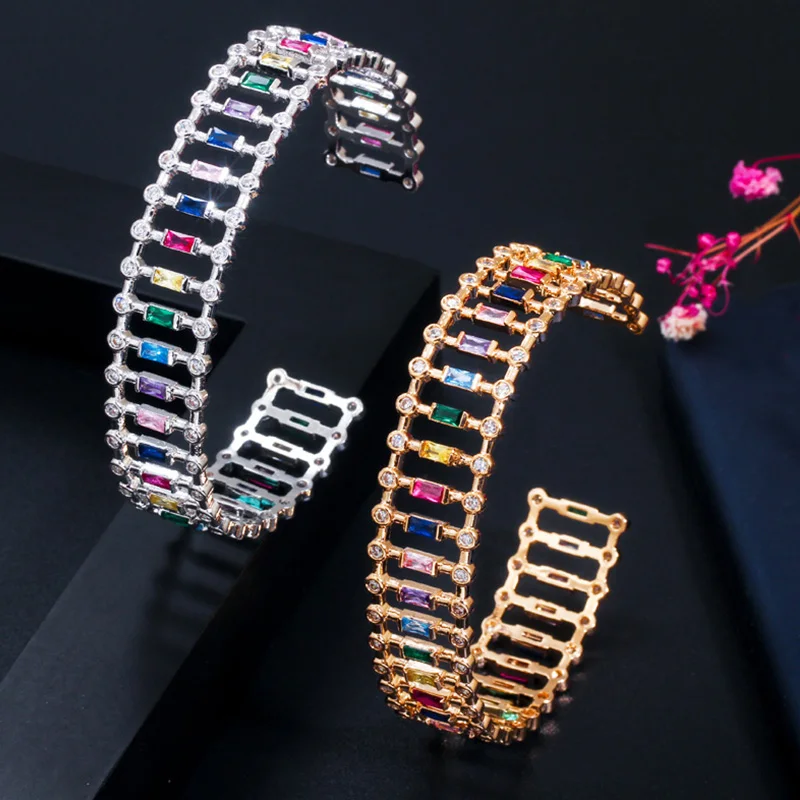 Ювелирные изделия Pera Z063 для женщин с красными и радужными Фианитами большие