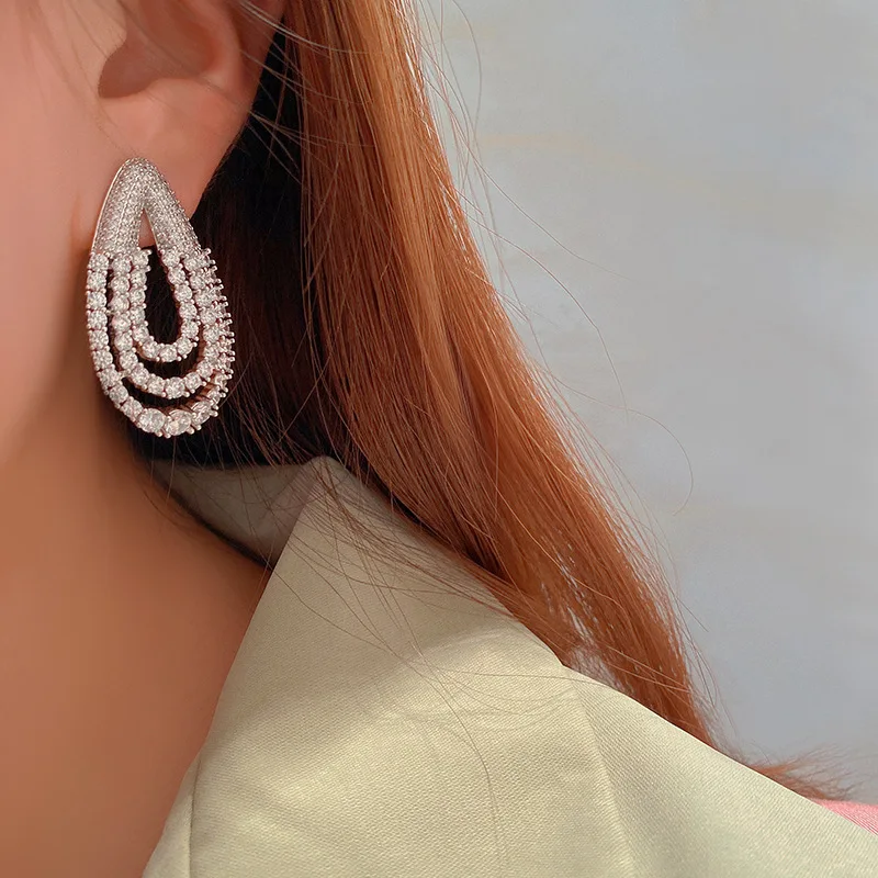 

Simple three-layer drop earrings elegant Joker luxury 925 silver needle zircon short temperament online celebrity