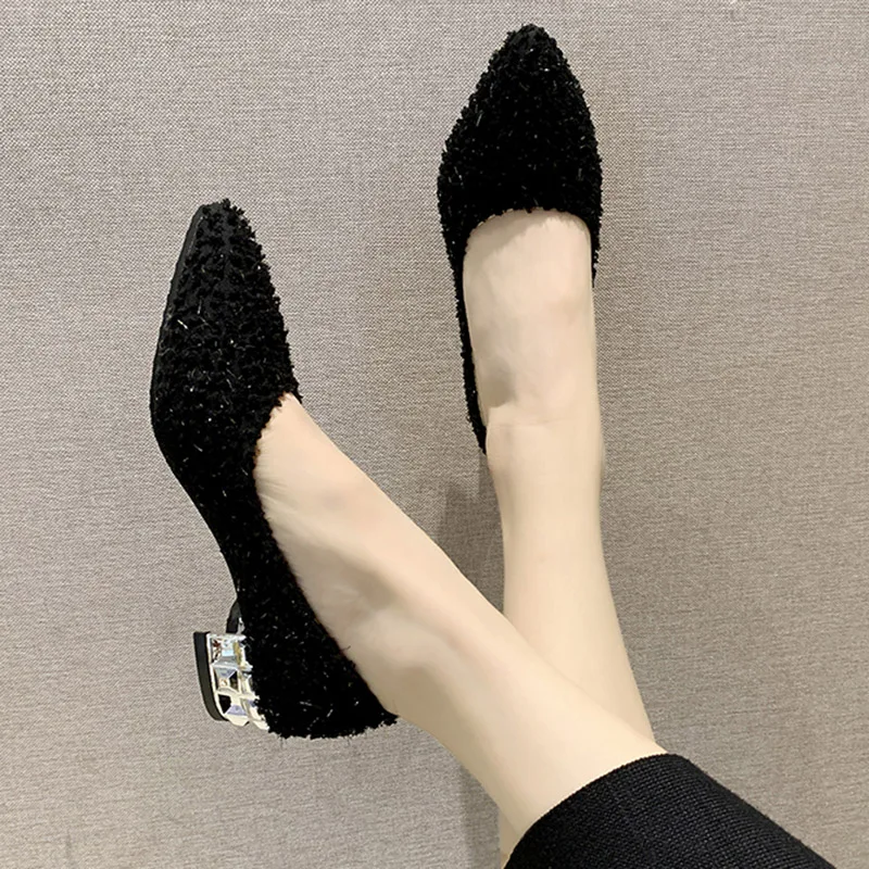 

Plus Size Ol Office Lady Shoes Faux Fur Insole Pumps Bling Woman Dress Shoe Pointed Toe Silver Heels Basic Pumps Low Heels