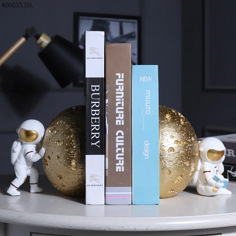 

WDDSXXJSL Creative Astronaut Bookend Decoration Resin Crafts Study Office Desktop Storage Home Decoration Bookends Ornaments