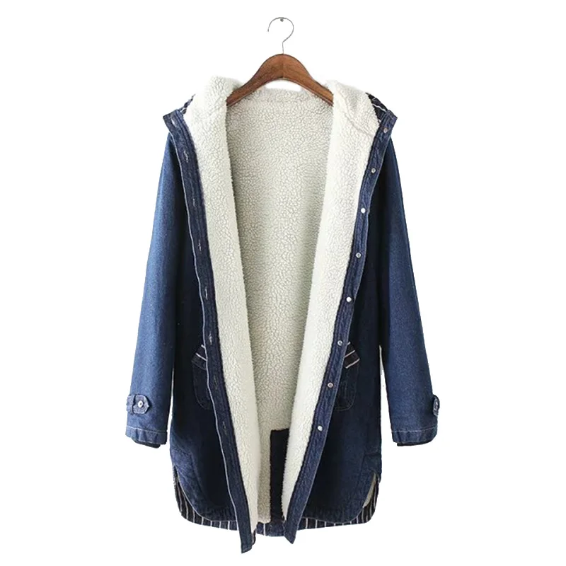 

2021 New Winter Women Lamb Fur Parka Coat Warm Hooded Fur Denim Jacket Big Size Casual JeanCoat Female Thick Warm Denim Jacket