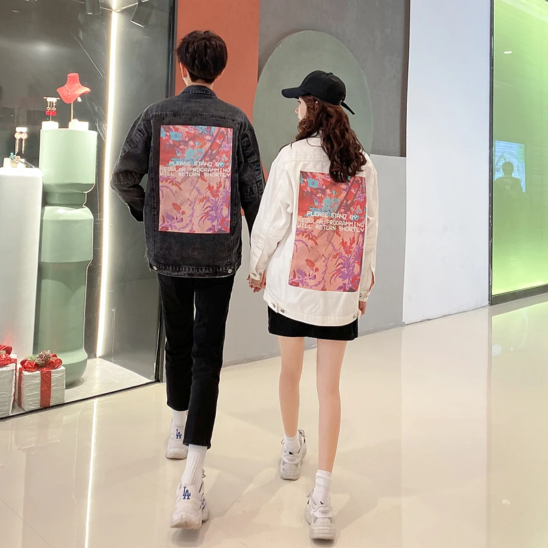 2020 Spring And Autumn New Couple Youth Popular Back Print Denim Jacket Fashion Casual Loose Distressed Top Black / White S-3XL | Мужская