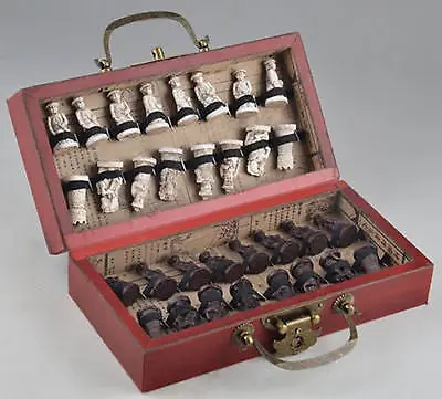 

Превосходный лаковый китайский винтажный ручной работы ДРАКОН Яркие фигурки шахматы красота Редкие