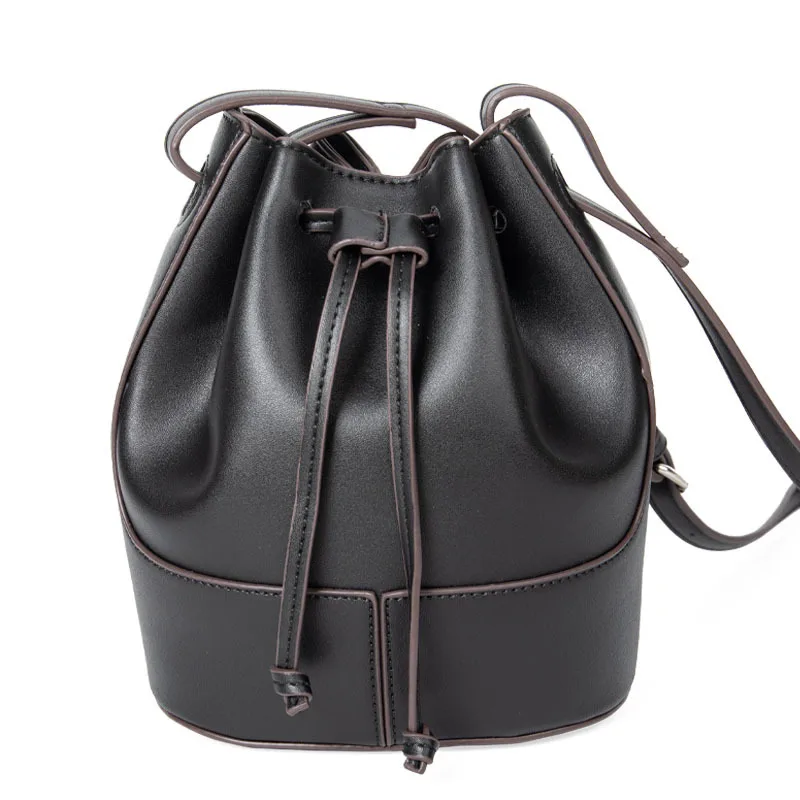 

Designer Bag Women's Bag Flow Ladies Shoulder Messenger Bag PU Large Capacity Bucket Bag