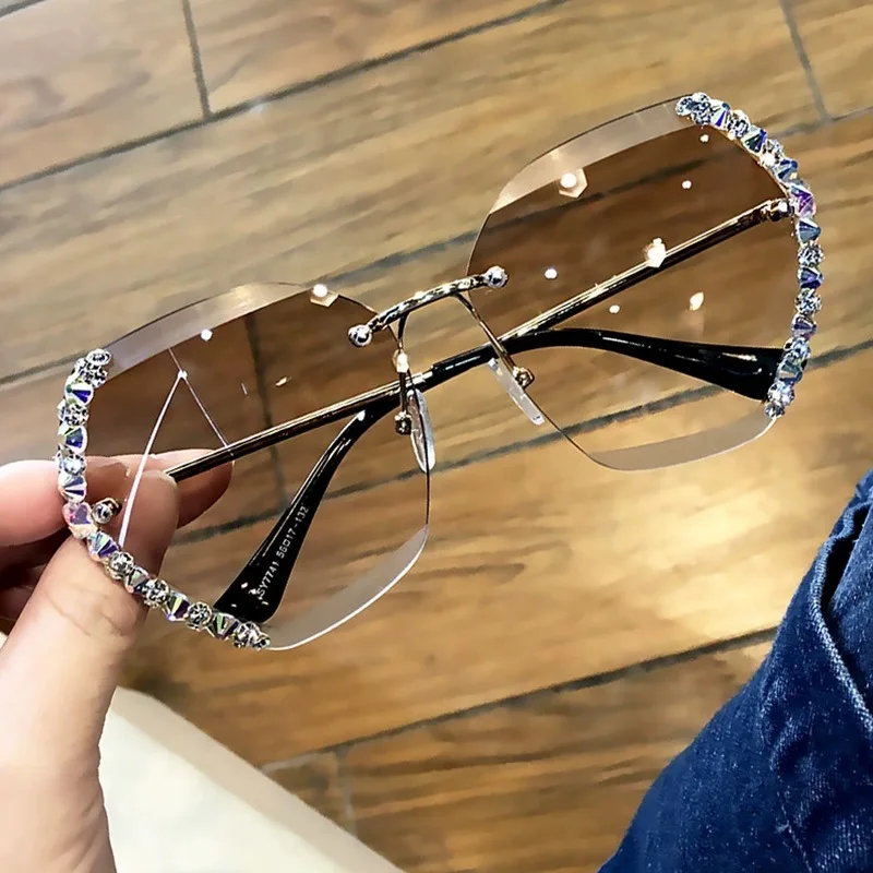 

New trend rimless sunglasses women diamond diamond-studded polygonal sunglasses female personality gradient color glasses UV400