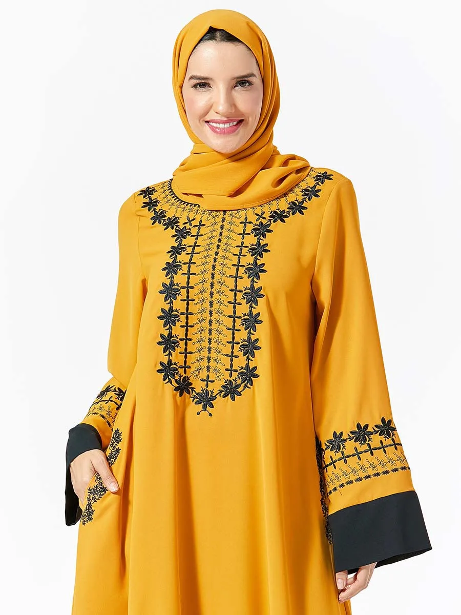 

Loose Big Swing Muslim Dress Women Embroidery Cotton Party Abaya UAE Dubai Arab Islamic Ramadan Kaftan Plus Size 4XL Vestidos