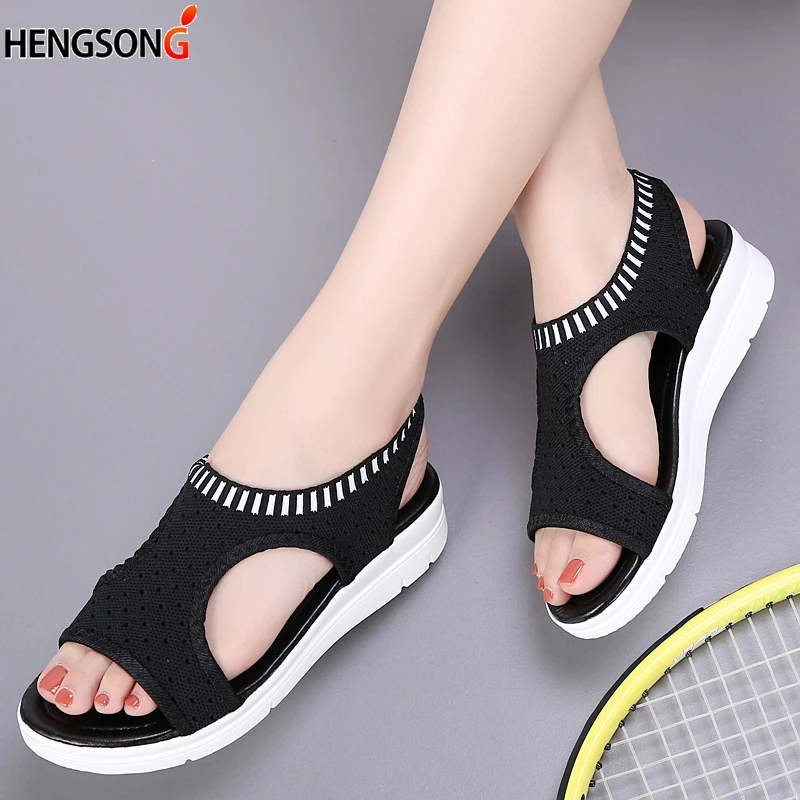 Сандалии женские на танкетке дышащие удобные босоножки для покупок модная