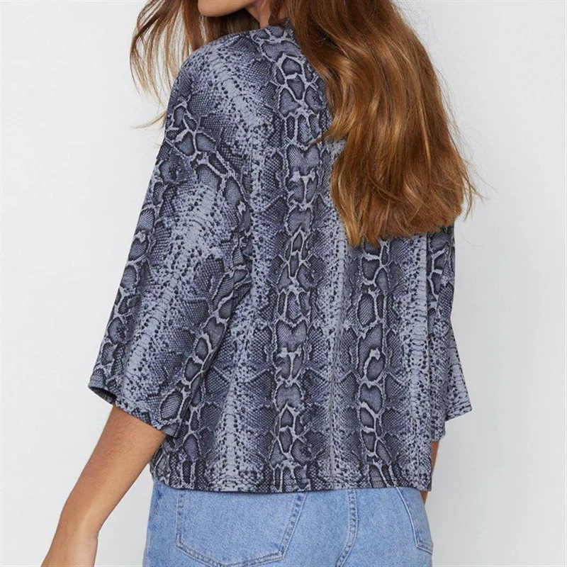 

2019 Women Fashion Casual Snake Print T Shirt O-neck Batwing Summer Short Sleeve Ladies Tops Tee Loose Streetwear T-shirt Tshirt