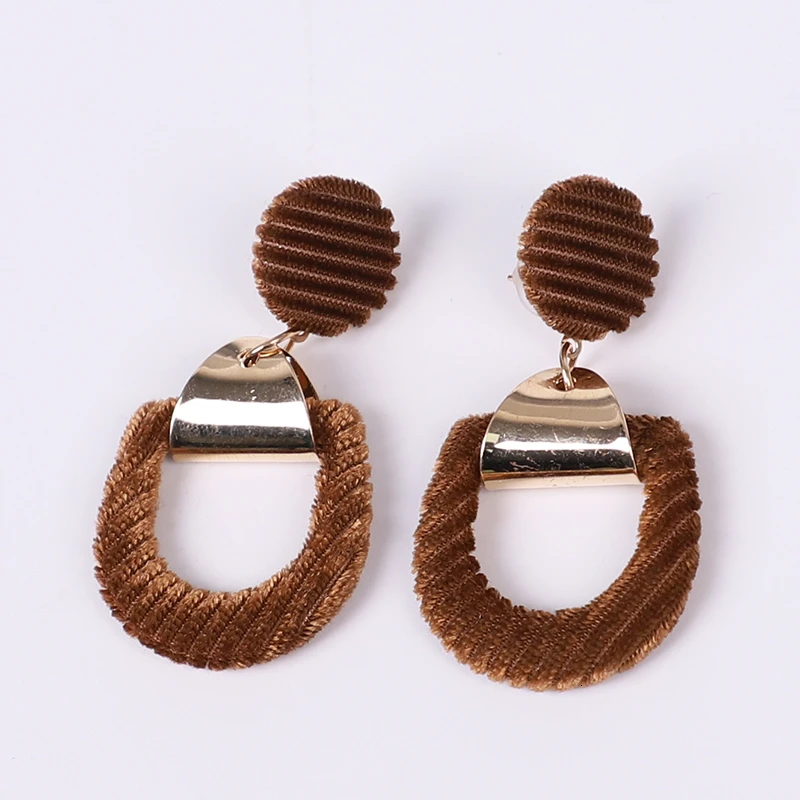 Серьги для женщин плюшевая подвеска в богемном стиле Корейская красная