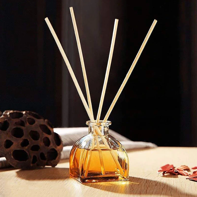 

30pcs/pack Natural Reed Fragrance Aroma Oil Diffuser Rattan Sticks Perfume volatiles For Home Decoration TLSM